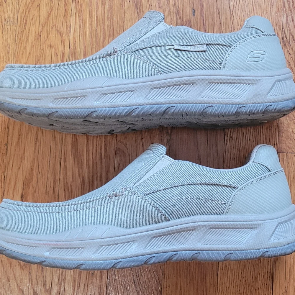 Skechers Taupe (Light Grey) Canvas Slip-On Loafers - Like New